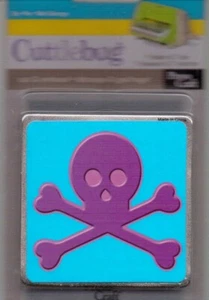 Cuttlebug HALLOWEEN~CUIDADO~BNIP~3 x 3~Corte y relieve~¡Gran oferta! ¡Envío rápido!! - Imagen 1 de 2