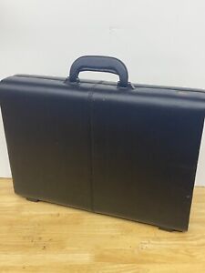 Aristech Chemical Vintage Faux Leather Briefcase side locks nice condition