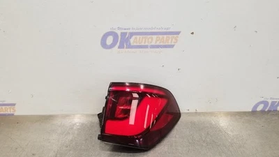 21 LUZ TRASERA INFINITI QX80 PASAJERO DERECHO Foto 1 de 4