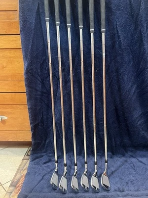 RARO-Taylor Made R Bladez 5-PW - ¡Apenas usado! A 9,5 sobre 10 Foto 1 de 4