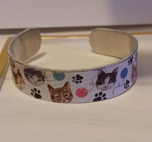 aluminum cuff bracelet cat heads and paws with sparkle - Picture 1 of 2