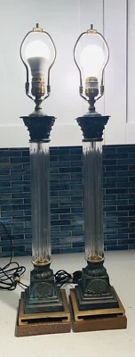 Lámparas de mesa MCM Wildwood cristal imitación latón verde concha tema Hollywood Regency Foto 1 de 4