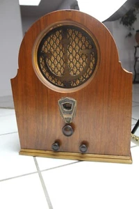 VINTAGE Olympic Tube Cathedral Radio 16 5/8" High Nice Shape mostly, works - Picture 1 of 16