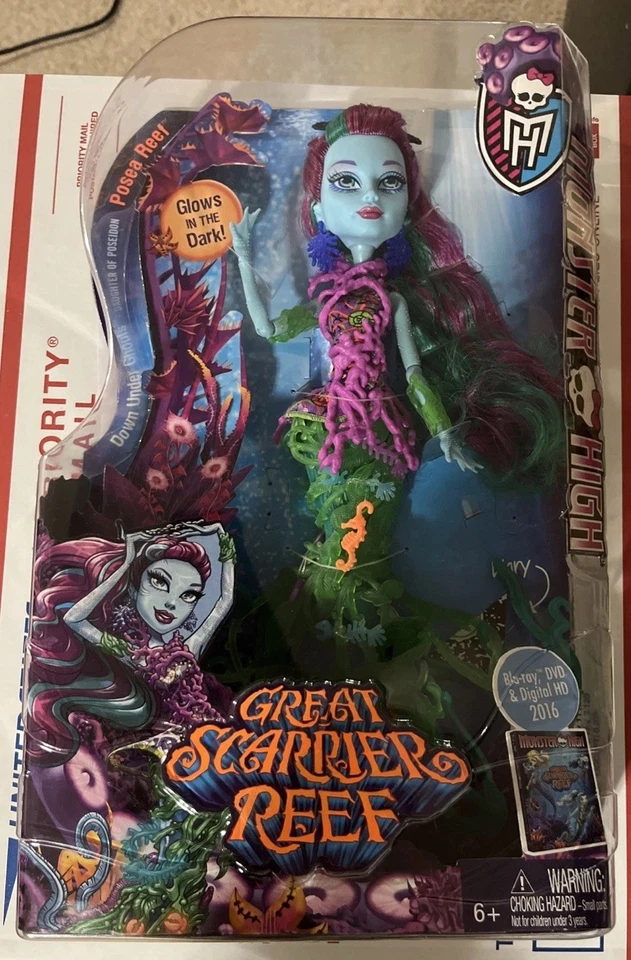Muñeca Monster High Great Scarrier Reef Down Under Ghouls Posea Reef brilla en la oscuridad Foto 1 de 4