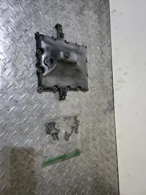 2003-2004 SUZUKI GSXR 1000 OEM МАСЛЯНЫЙ ПОДДОН. - Изображение 1 из 4