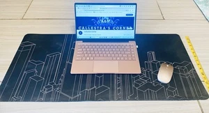 Wired Gaming Keyboard & Black Web Mouse-RGB Color Change, IKEA XL Mousepad-Lot! - Afbeelding 1 van 15