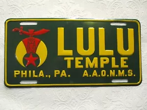Targa vanità vintage Lulu Temple, Philadelphia, Pa., massonica, in rilievo - Foto 1 di 5