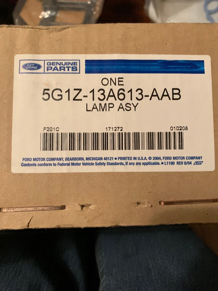 2005-2007 Ford Five Hundred Taurus Ford Center Brake Lamp Assy  5G1Z-13A613-AAB - Image 1 of 1
