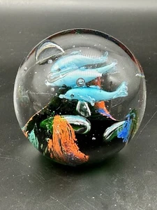 Vintage Art Glass Dolphins Paperweights Round Controlled Bubbles Waves Blue 3" - Picture 1 of 9