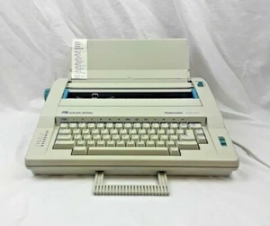 Adler-Royal Gabriele 100 SC Typewriter w/Case and Keyboard Lid - Picture 1 of 6