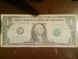 Super Radar Serial $1 Bill Year 1988 E13333331E 99.35% Rare - Picture 1 of 3