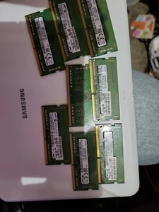 Samsung 8GB (1x8GB) 2400MHz 260-pin SODIMM GDDR4 RAM Memory (M471A1K43CB1-CRC) - Picture 1 of 2