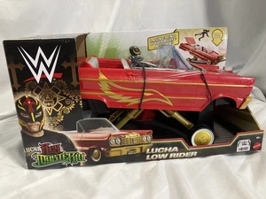 WWE Lucha Low Rider Spielzeugfahrzeug mit Rey Mysterio Main Event Actionfigur - Bild 1 von 5