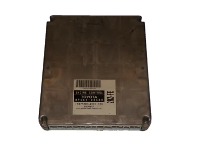 Toyota Tacoma 2000 2,4 L M/T módulo de control del motor unidad ecu 89661-04600 Foto 1 de 4