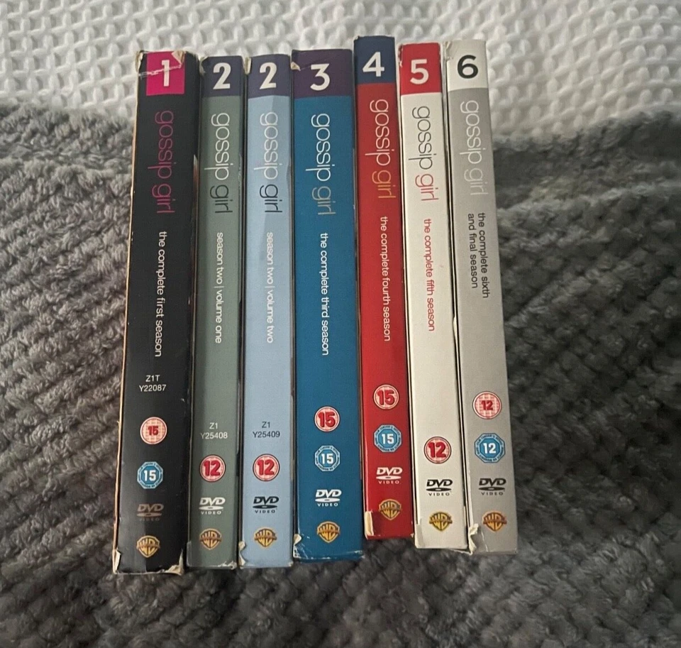 Gossip Girl - The Complete Series Collection: Season 1-6 UK DVD BOX SET - Image 1 of 1