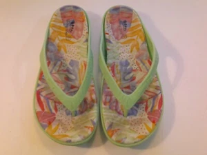 Spring Step Sandals Womens 7 Green Thong Flip Flop Floral Rubber Brazil - Picture 1 of 4