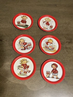 Conjunto de 6 porta-copos de lata Campbell's Soup infantil diâmetro 3-1/2" vermelho branco - Imagem 1 de 4