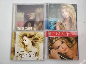 Taylor Swift USED 4 CD LOT: Taylor Swift (Self-titled), Holiday, Fearless, RED - Imagen 1 de 9