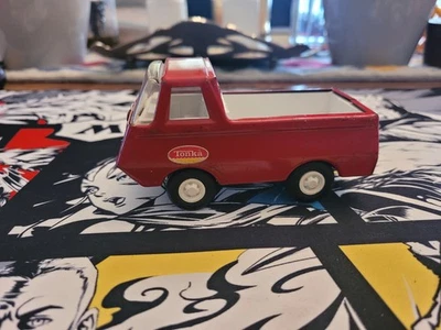 Camioneta pickup Tonka vintage de 4,5" con cabina de acero prensado roja/blanca Foto 1 de 4