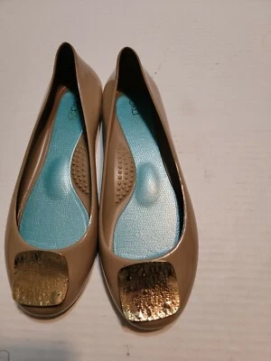 Oka-B White Slip On Jelly Ballet Shoes US 6 Euro 36 Embellished Ivory Gold Toe - Image 1 of 4