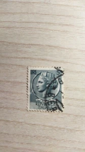 Francobollo LIRE 5 - Serie "Siracusana" - Foto 1 di 1
