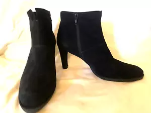 Stivaletti Stuart Weitzman neri scamosciati taglia 12 - Foto 1 di 15