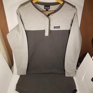 Patagonia Long sleeve Medium shirt Cotton Polyester slight stain on front - Picture 1 of 8