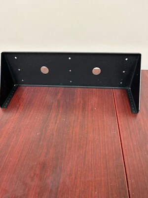 CRN SOLUTIONS RACK 3U WALL MOUNT V-RACK TAPPED RAILS - Image 1 of 2