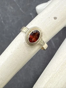 ⭐️Wunderschöner Sterling Silber Rubin Bandring Größe 4 (1) - Bild 1 von 5