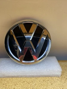 Volkswagen Caddy III Furgon 2KA 2KH 2CA 2CH Emblem Used OEM 158820/01 - Picture 1 of 13