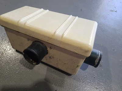 YAMAHA WAVE RUNNER 3 WATERBOX III Wr3 Gp 650 700 1990-1997 silenciador caja de agua Foto 1 de 4