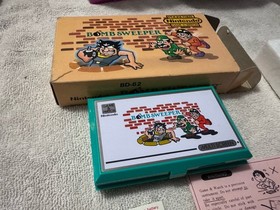 Nintendo Game & Watch BD-62 Bomb Sweeper Handheld Multi Screen Complete CIB