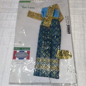 Abito tailandese Lanna Barbie fatto a mano seta 11,5"" bambole principessa abito impreziosito nuovo - Foto 1 di 12