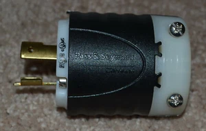 Legrand Pass & Seymour L620P Industrial Grade TurnLock Plug 20A 250V - Picture 1 of 3