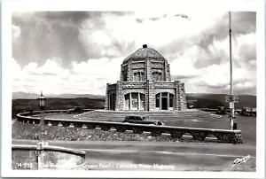 Vista House, Crown Point - Columbia River Highway, Oregon RPPC Postcard c1940's - Picture 1 of 2