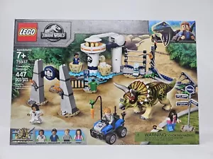 LEGO Jurassic World: Triceratops Rampage (75937) - Picture 1 of 2