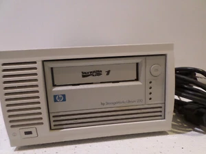 HP 100/200GB Ultrium 230 LTO Internal LVD Tape Drive C7401B, C7401-60019 - Picture 1 of 11