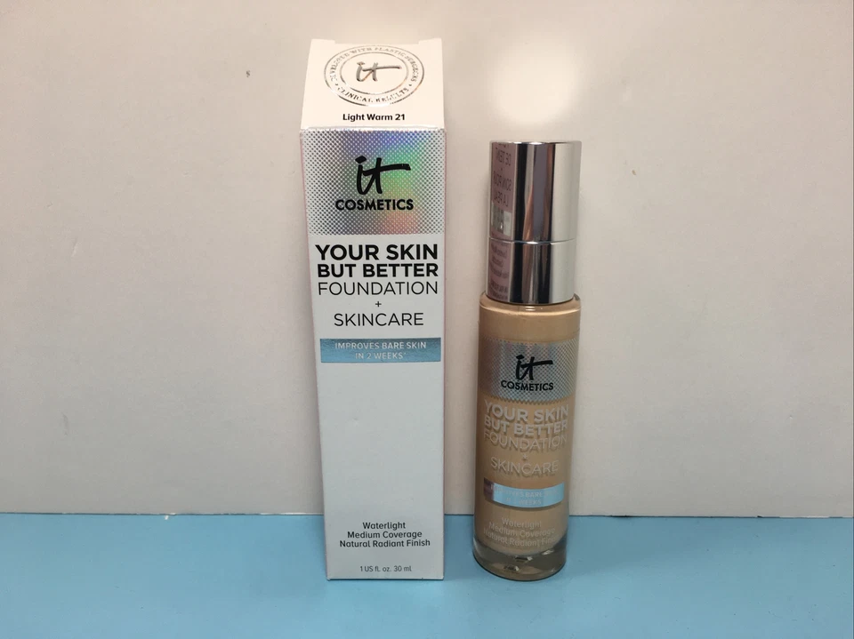 IT COSMETICS - YOUR SKIN BUT BETTER FOUNDATION + SKINCARE - LIGHT WARM 21 - 1 OZ - Image 1 of 1