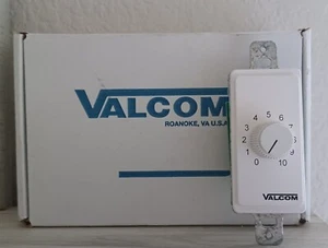 VALCOM V-2992-W CONTROL DE VOLUMEN MONTAJE EN PARED, DECORACIÓN Blanco - Imagen 1 de 3