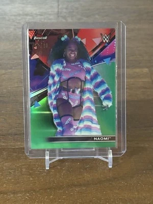 201 Topps Finest WWE #25 Naomi Green Refractor /99 - Image 1 of 3