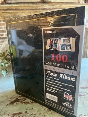 复古先锋相册绿色乙烯基鳄鱼皮封面 & 100 张大页新品 — 第 1/4 张图片