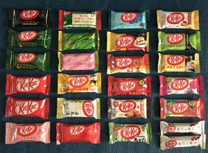 25 pc KitKat Variety Set - 20-25 flavours- Japanese Chocolate Kit Kat Christmas - Picture 1 of 5