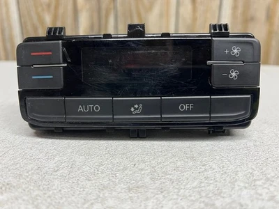 2018-2021 Volkswagen  Atlas Rear A/C Climate Control Switch 3CN907049D OEM - Image 1 of 4