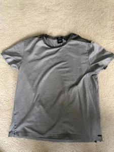 Hugo Boss Men’s T Shirt Gray Stripes Size Medium Slim Mercerised - Picture 1 of 4