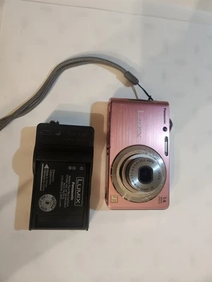 Cámara digital Panasonic DMC-FH2 rosa Foto 1 de 4