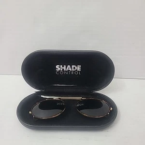 Vintage Sonnenschirm Kontrolle abnehmbare Clip-On Sonnenbrille mit Etui kostenloser Versand  - Bild 1 von 6