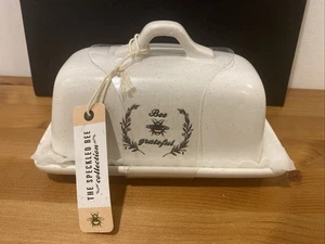 BEE Grateful STONEWARE COVERED BUTTER DISH 8" x 4.5” Cream White New - Picture 1 of 4
