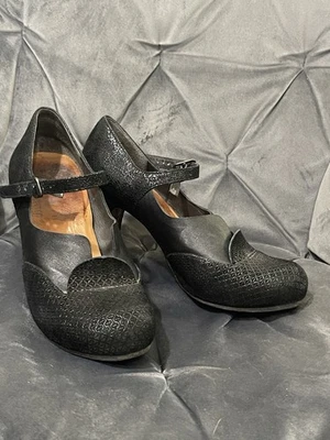 Chie Mihara Platform Retro Y2K Leather Slit Vintage Style Pumps Heels EUR 37 1/2 - Image 1 of 4