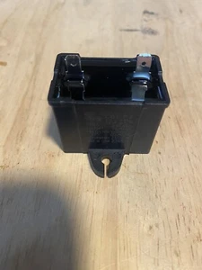 GE Appliances Condensatore di funzionamento 12uF WR55X24064 - Foto 1 di 1