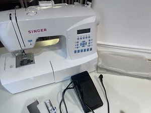 SINGER 7430.CL Elektronische 144-Stich Nähmaschine Quilten/Deko Stiche - Bild 1 von 7